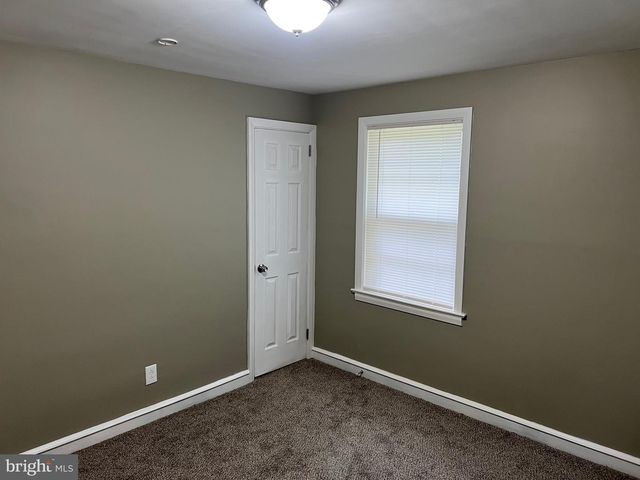 220 GLASGOW ST, Pottstown, PA 19464