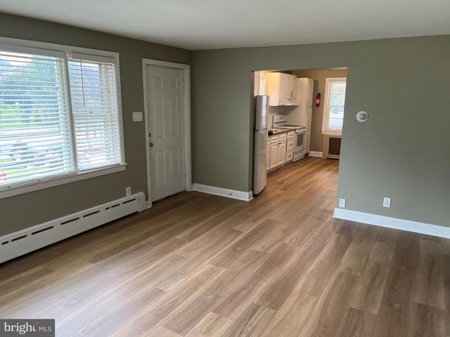 220 GLASGOW ST, Pottstown, PA 19464
