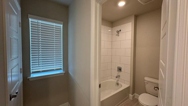 4131 CORNERSTONE Circle, Granbury, TX 76048