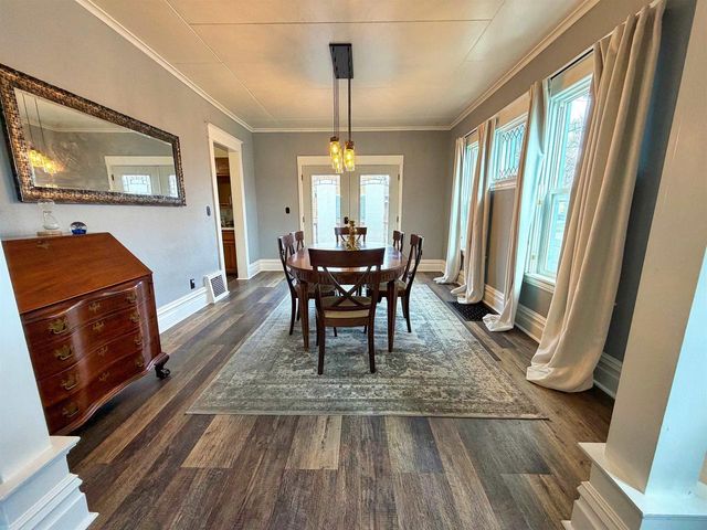 1102 MT VERNON STREET, Oshkosh, WI 54901