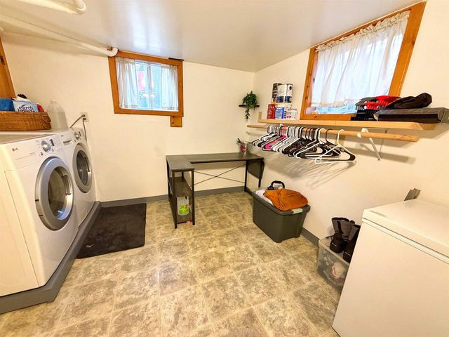 1102 MT VERNON STREET, Oshkosh, WI 54901