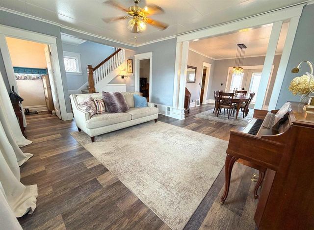 1102 MT VERNON STREET, Oshkosh, WI 54901