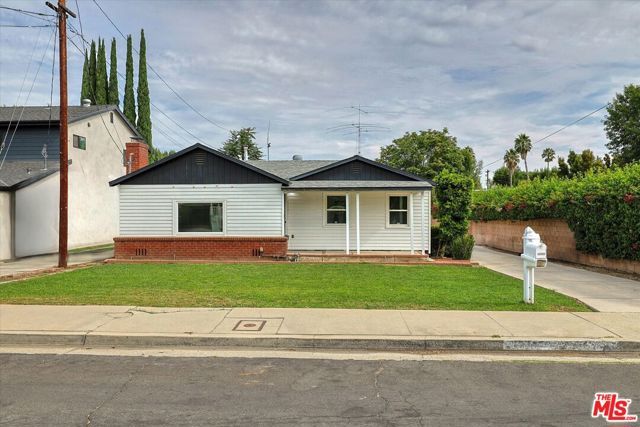 22717 Hatteras Street, Woodland Hills (los Angeles), CA 91367