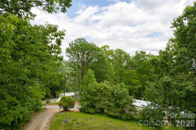 30 Gertrude Lane, Candler, NC 28715