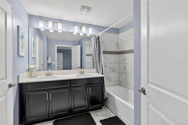 8980 STINGER DRIVE, Davenport, FL 33896