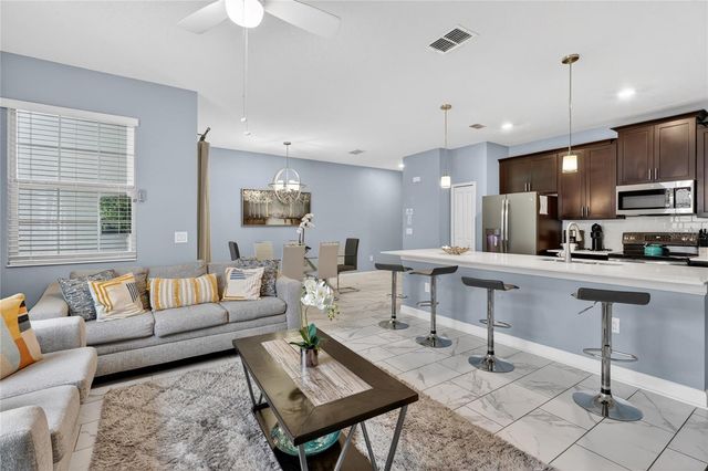 8980 STINGER DRIVE, Davenport, FL 33896