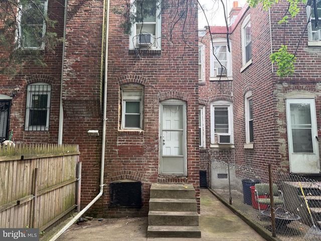 1112 CARL MILLER BLVD, Camden, NJ 08104