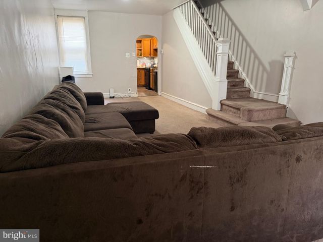 1112 CARL MILLER BLVD, Camden, NJ 08104