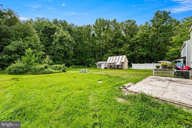 335 KEMPER DR, Newark, DE 19702