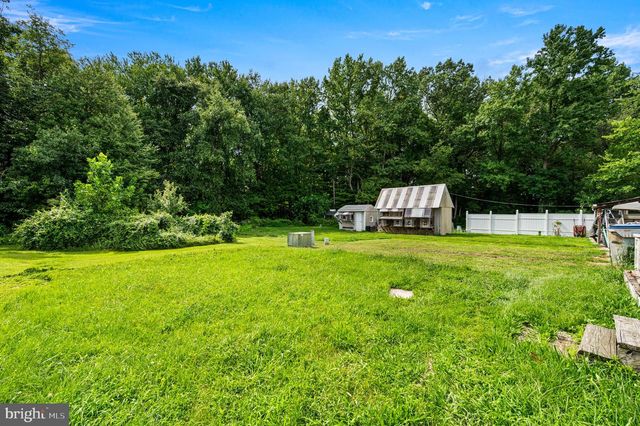 335 KEMPER DR, Newark, DE 19702