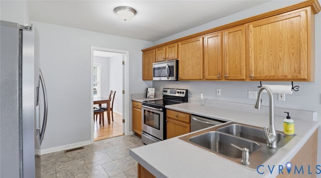 6380 Greystone Creek Rd, Mechanicsville, VA 23111