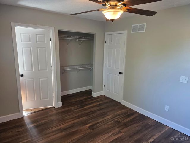 5572 Creekwood Circle, West Chester, OH 45069