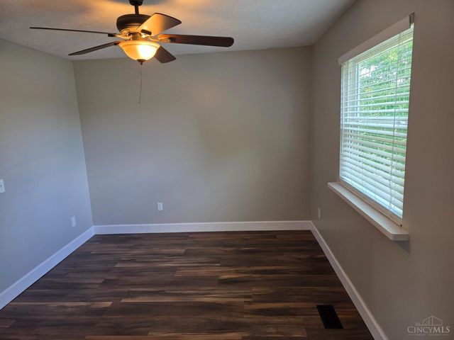 5572 Creekwood Circle, West Chester, OH 45069