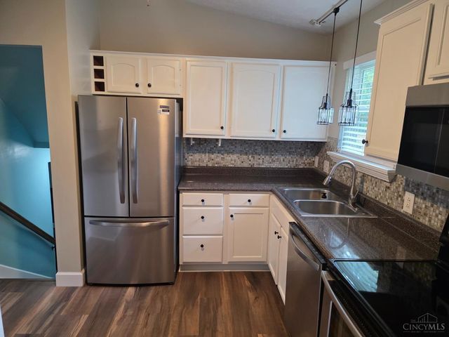 5572 Creekwood Circle, West Chester, OH 45069
