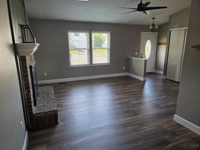 5572 Creekwood Circle, West Chester, OH 45069