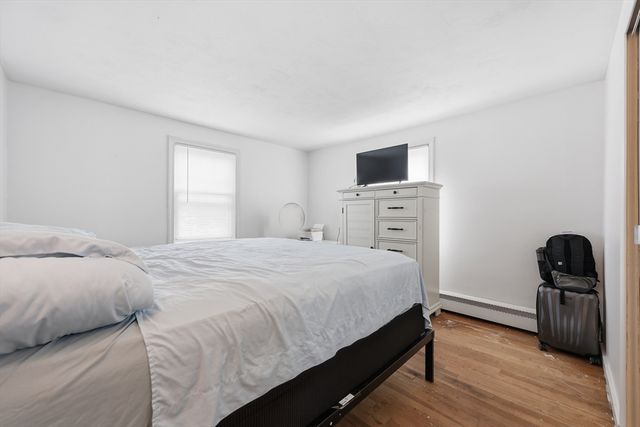 55 River Rd, Agawam, MA 01001