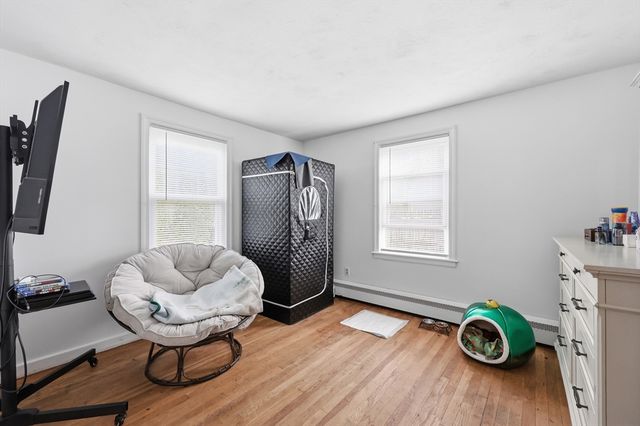 55 River Rd, Agawam, MA 01001