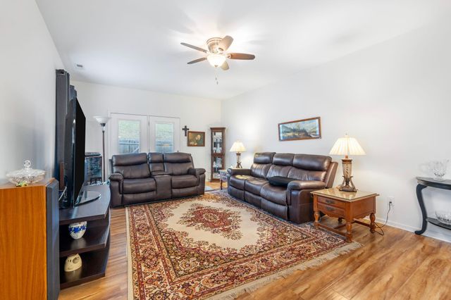 364 Oxford Circle, Richmond, KY 40475