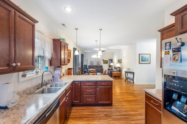 364 Oxford Circle, Richmond, KY 40475