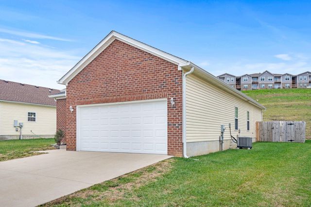 364 Oxford Circle, Richmond, KY 40475