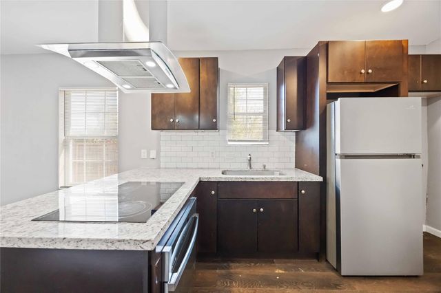 3810 Rawley Street, Houston, TX 77020