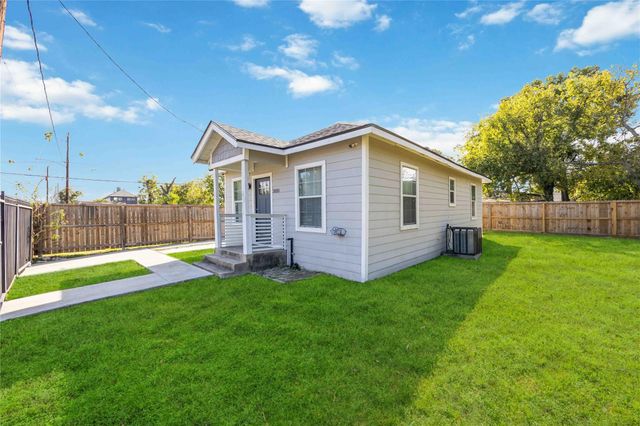 3810 Rawley Street, Houston, TX 77020