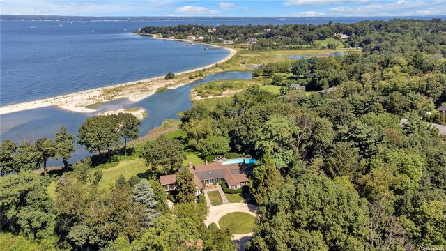 120 West Creek Farms Road, Sands Point, NY 11050