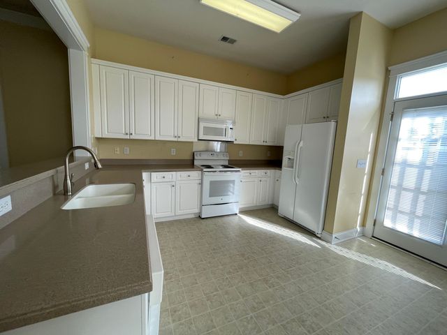 131 Hyacinth Street, Summerville, SC 29483