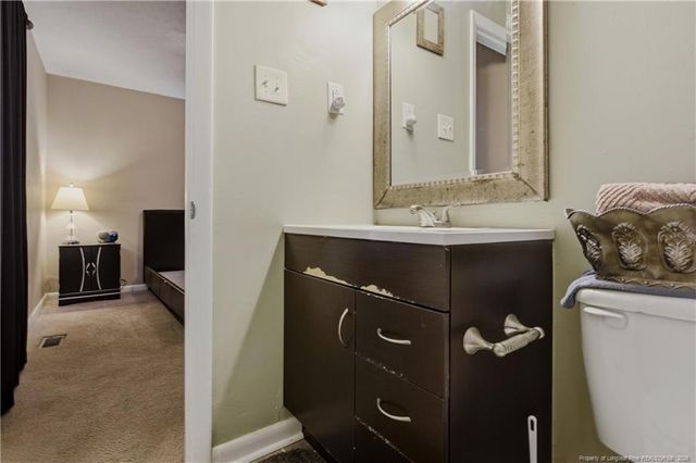 123 Wolfpoint Drive, Fayetteville, NC 28311