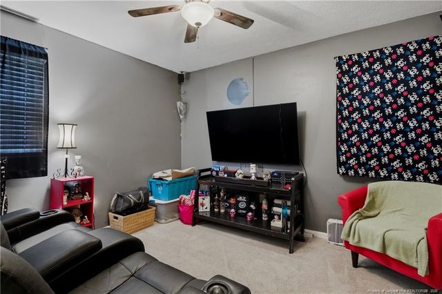 123 Wolfpoint Drive, Fayetteville, NC 28311
