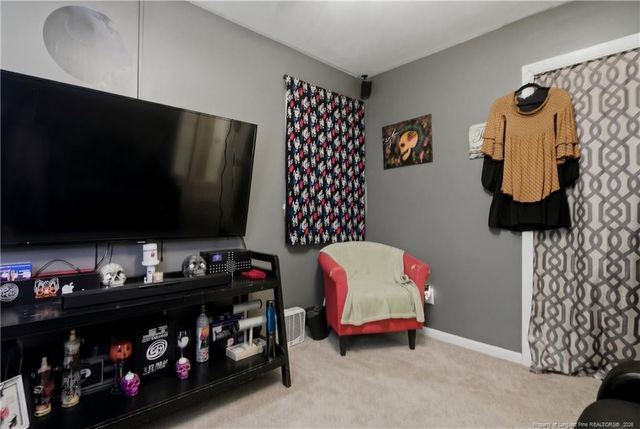 123 Wolfpoint Drive, Fayetteville, NC 28311