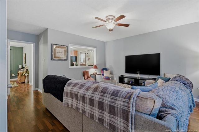 123 Wolfpoint Drive, Fayetteville, NC 28311