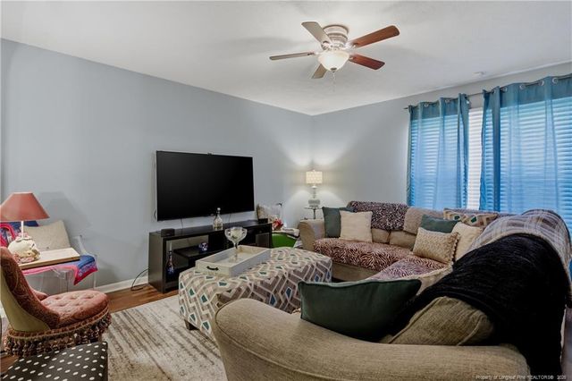 123 Wolfpoint Drive, Fayetteville, NC 28311
