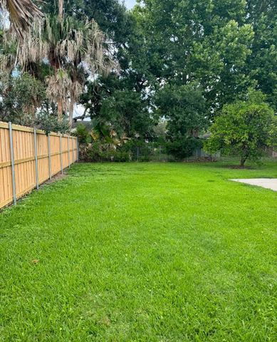 1029 Hickory, Morgan City, LA 70380