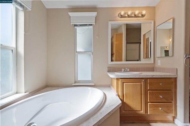 3263 Vineyard Ave. 113, Pleasanton, CA 94566