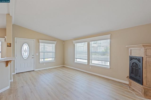 3263 Vineyard Ave. 113, Pleasanton, CA 94566