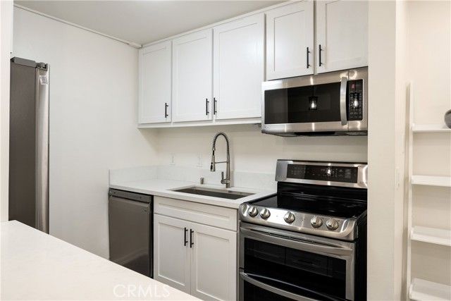 802 Camino Real 105, Redondo Beach, CA 90277