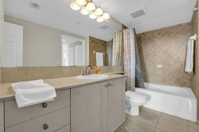 100 NE 6th Street 203, Boynton Beach, FL 33435