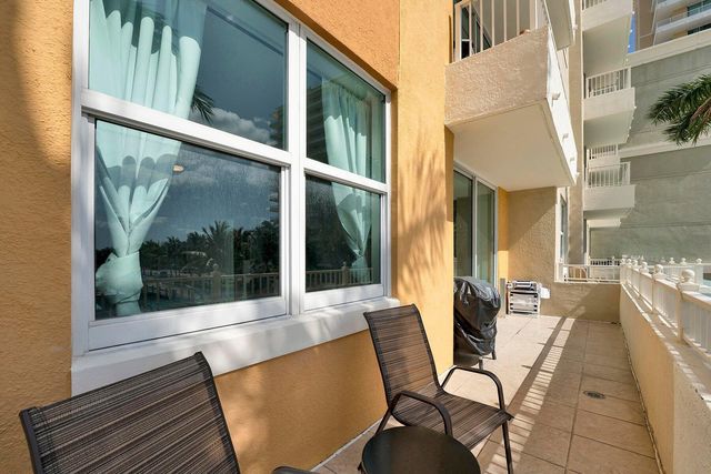 100 NE 6th Street 203, Boynton Beach, FL 33435