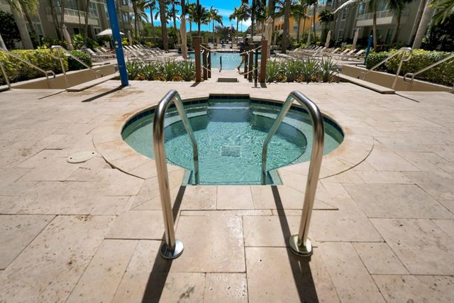 100 NE 6th Street 203, Boynton Beach, FL 33435