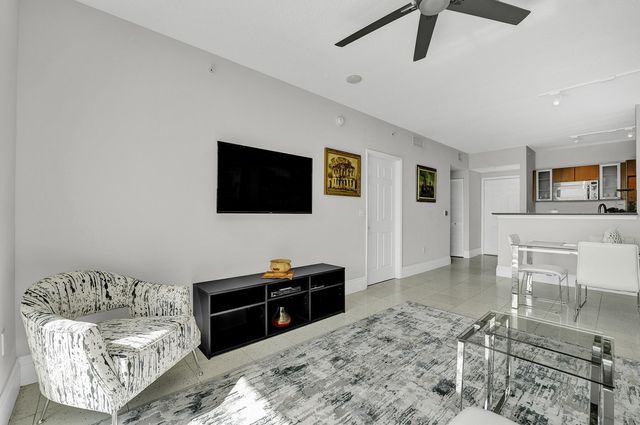 100 NE 6th Street 203, Boynton Beach, FL 33435