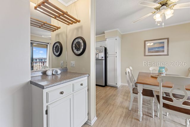 40 Folly Field Road 330, Hilton Head Island, SC 29928