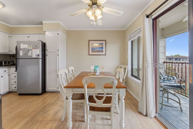 40 Folly Field Road 330, Hilton Head Island, SC 29928