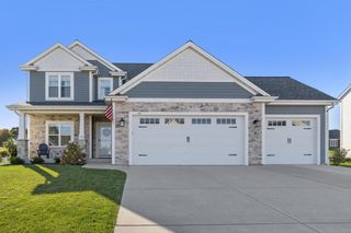 189 Mulberry LANE, Grafton, WI 53024