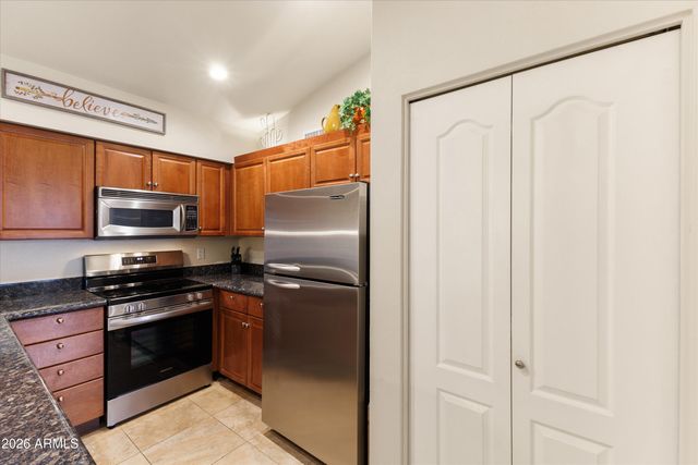 4848 N 36TH Street 214, Phoenix, AZ 85018