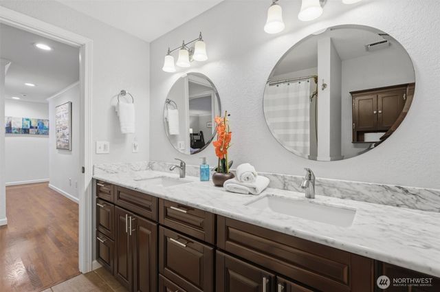 20426 86th Place W, Edmonds, WA 98026
