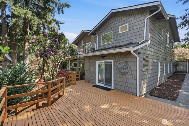 20426 86th Place W, Edmonds, WA 98026