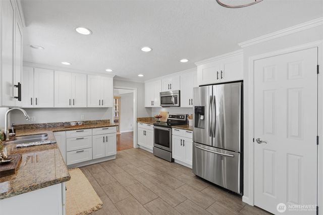 20426 86th Place W, Edmonds, WA 98026