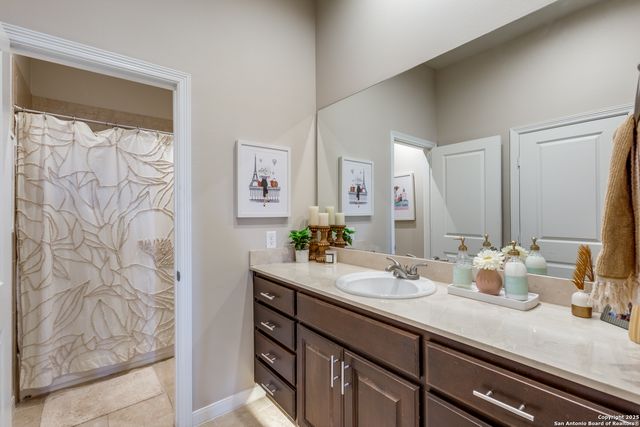 7800 Southwest Pkwy Unit 2020, Austin, TX 78735