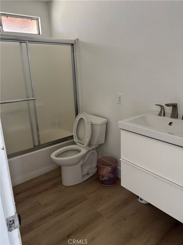 9591 Colfax Road, Phelan, CA 92371